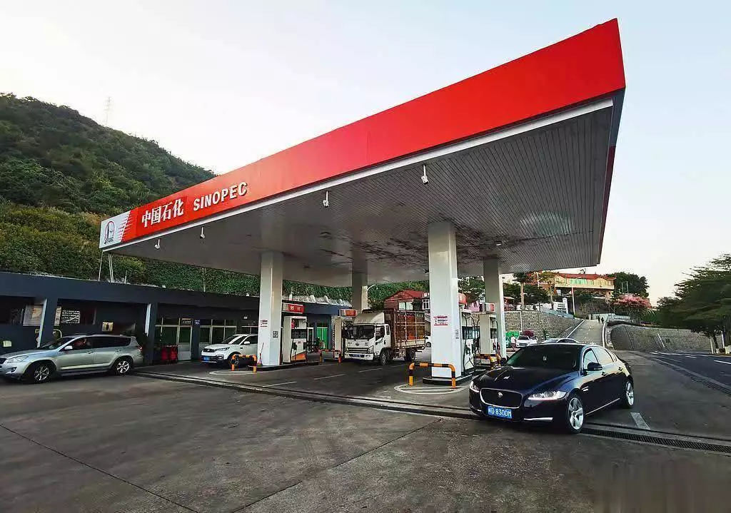 汽车加油小窍门:每次都把油箱加满,好处多多!