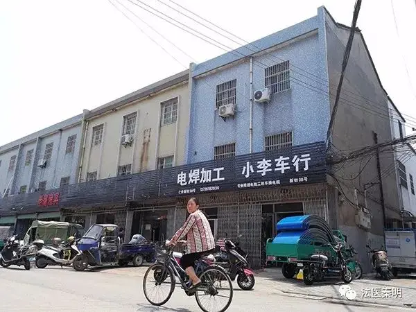 他写了二十多年小说，唯一不敢写的就是那段杀人真相