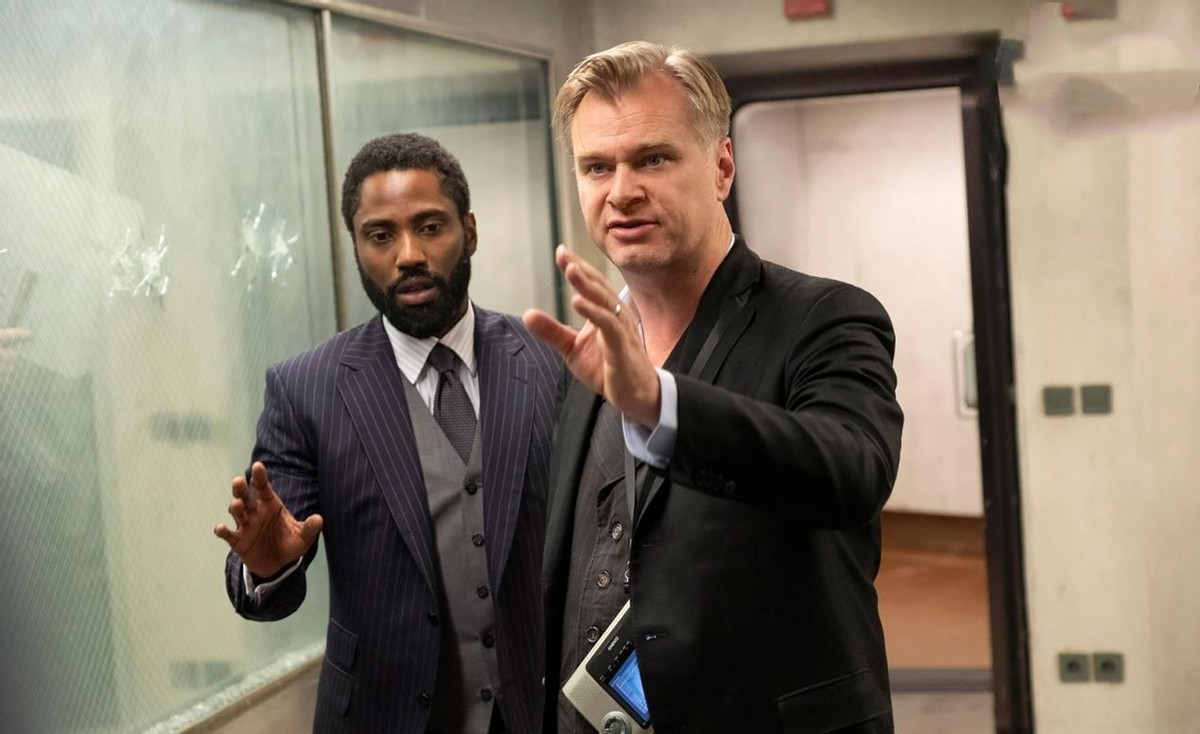 “老古董”诺兰，如何成为好莱坞无冕之王？