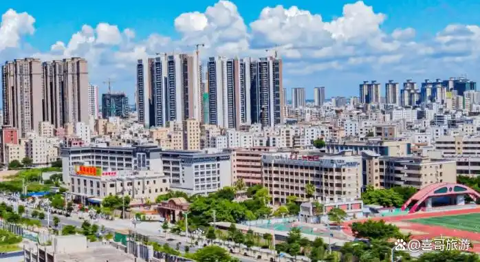 广东省湛江市吴川市十大景区有哪些？自驾游如何安排行程？