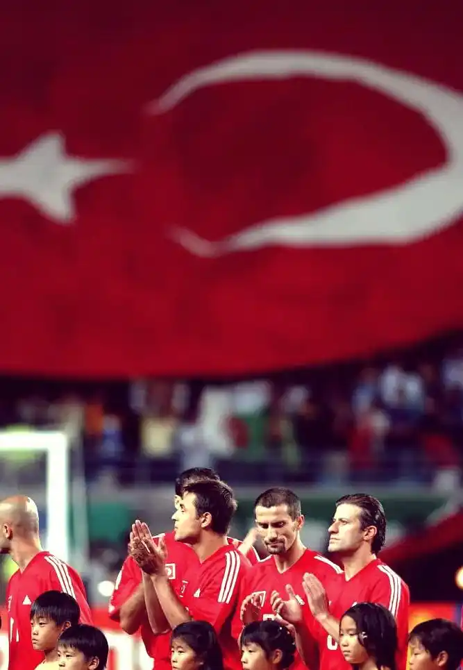 土耳其足球的逆转传奇：从逆境中创造辉煌历史