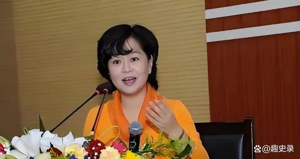 4位俊男才女有望成为《新闻联播》主持人