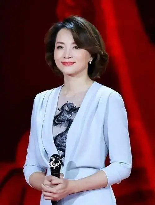 央视八大频道“第一才女”花落谁家?