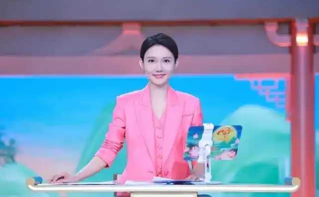 央视八大频道“第一才女”花落谁家?