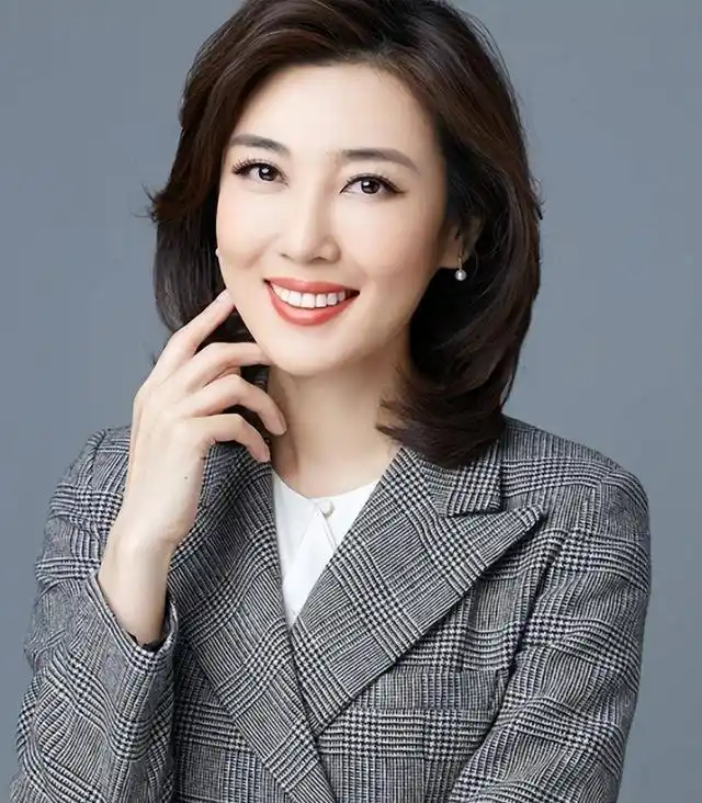 央视八大频道“第一才女”花落谁家?