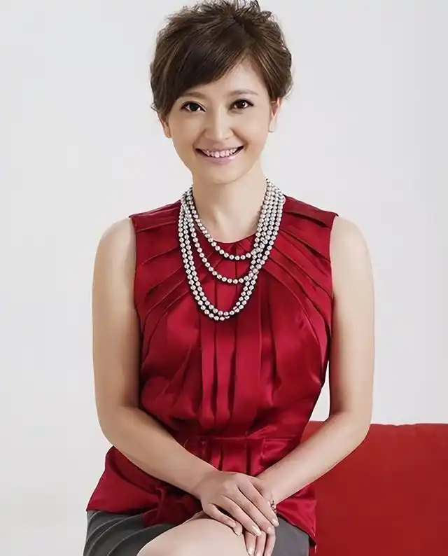 央视八大频道“第一才女”花落谁家?