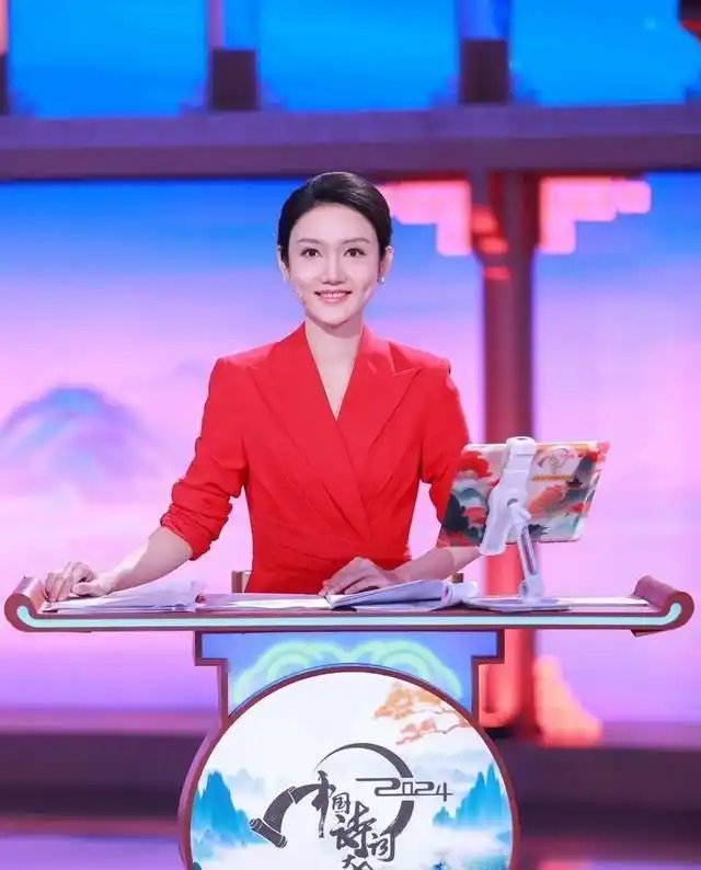 央视八大频道“第一才女”花落谁家?