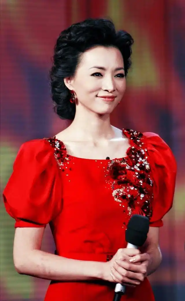 央视八大频道“第一才女”花落谁家?