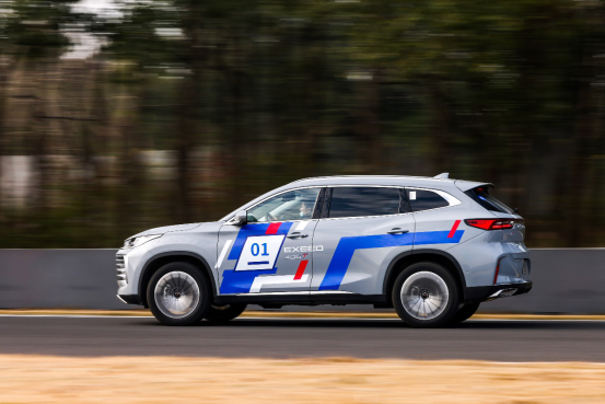 凌云御风—星途凌云400T赛车场试驾报告