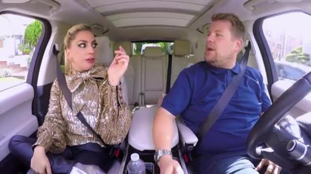 Lady Gaga、Adele、比伯都坐过他的车 这位老司机竟然要主持明年的格莱美?