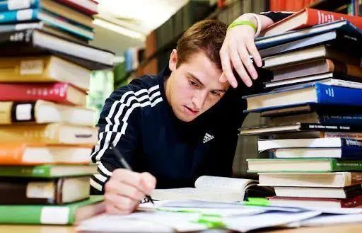 留学生千万不要掉以轻心!在英国涉嫌抄袭、代写怎么办?