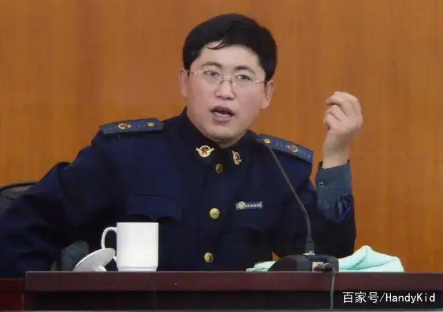 人民老师连续10年入选《感动中国》，细数这些动人事迹，致敬感恩