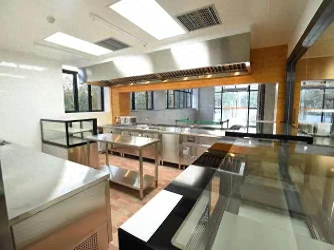 北京民宿、会所厨房工程有什么解决方案?商用厨具厨房设备供应商