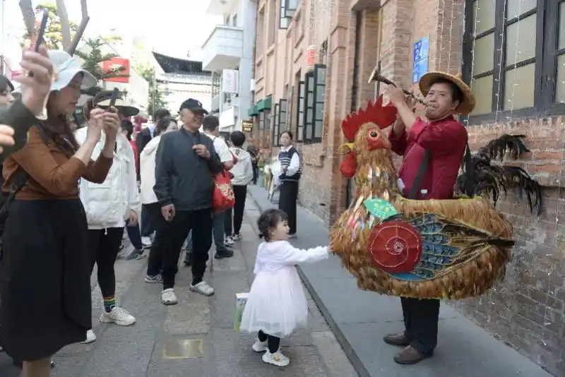 淄博、尔滨何以成顶流？网红城市有可能被复制吗？专访戴斌