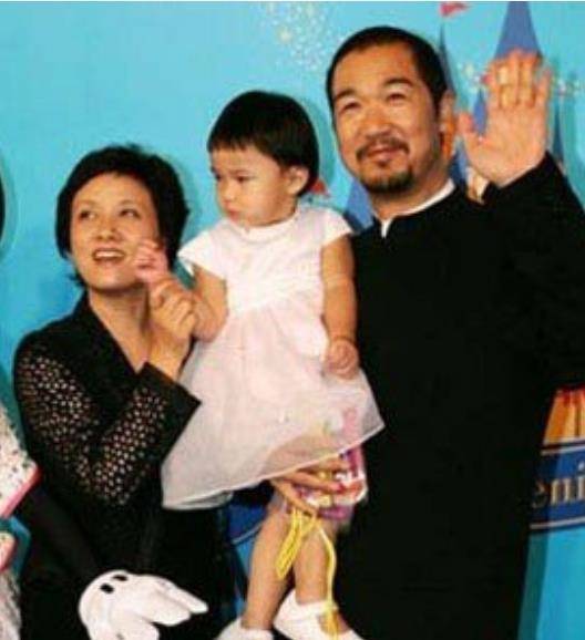 33年前,被张国立分手的前妻罗秀春,如今过得怎样了?