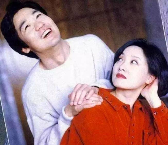 33年前,被张国立分手的前妻罗秀春,如今过得怎样了?