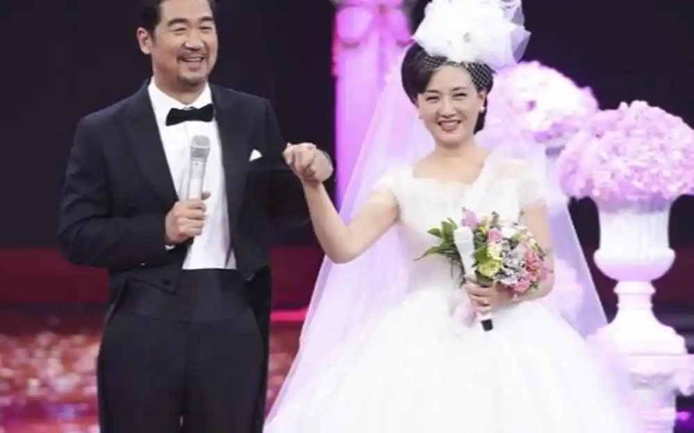 张国立感言：罗秀春恩人般存在，邓婕挚爱，双女主写就辉煌人生