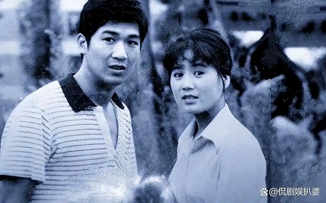 张国立与罗秀春离婚34年：他再婚有烦恼，她至今单身牵挂儿子