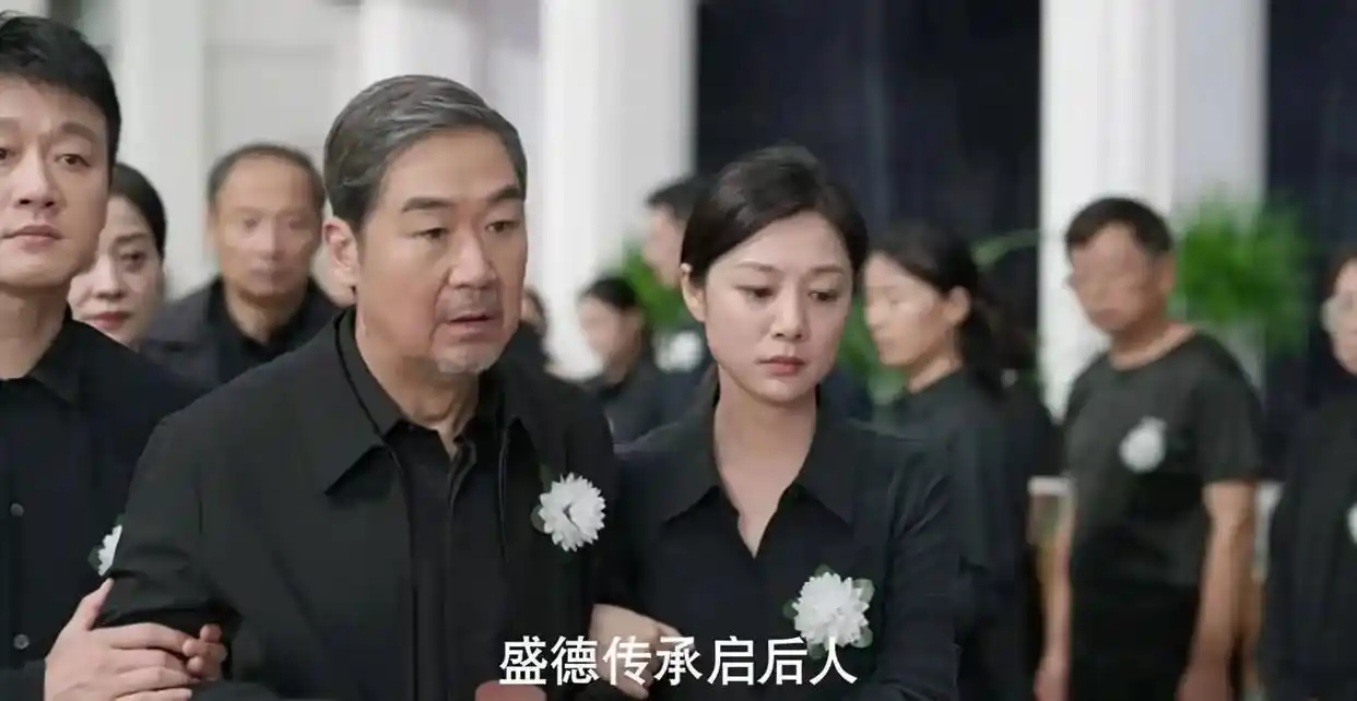 张国立与罗秀春离婚的34年：他再婚有烦恼，她至今单身牵挂儿子