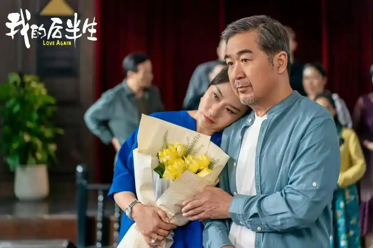 张国立与罗秀春离婚的34年：他再婚有烦恼，她至今单身牵挂儿子