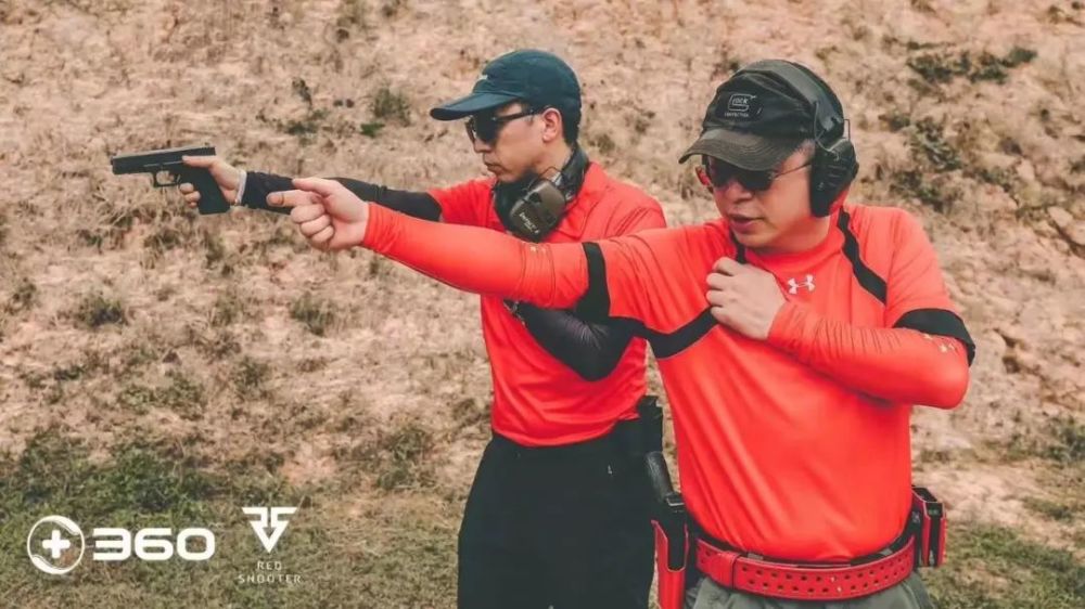 击败魔狮迪露！装备技能齐上阵，团队合作关键