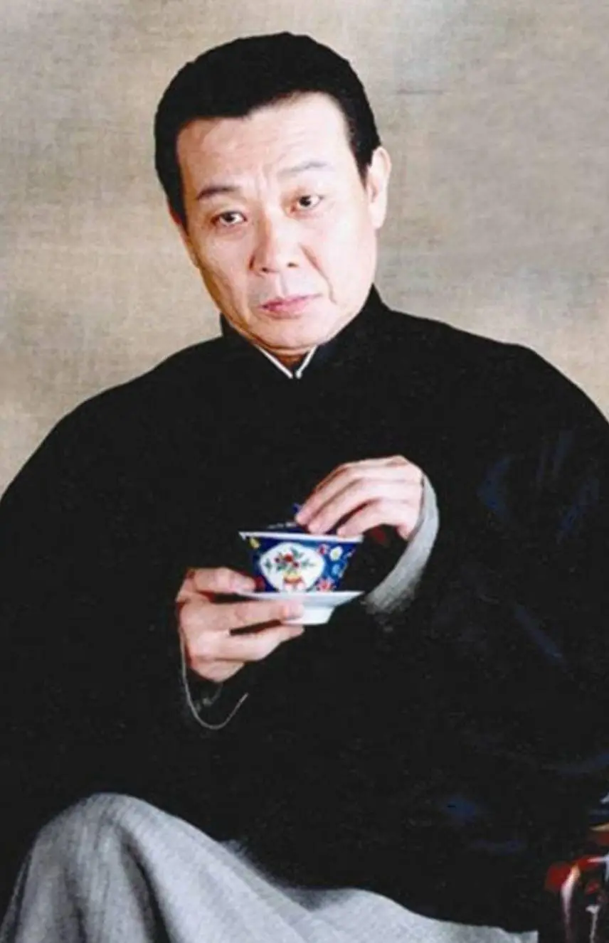 坐拥双妻的演员寇世勋，受访时说：来世不会再娶两个老婆，太累了