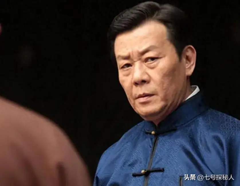 一妻一妾住楼上楼下，三人一同生活30多年，71岁的寇世勋太离谱