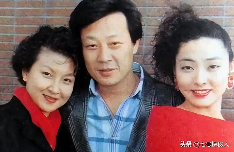 一妻一妾住楼上楼下，三人一同生活30多年，71岁的寇世勋太离谱