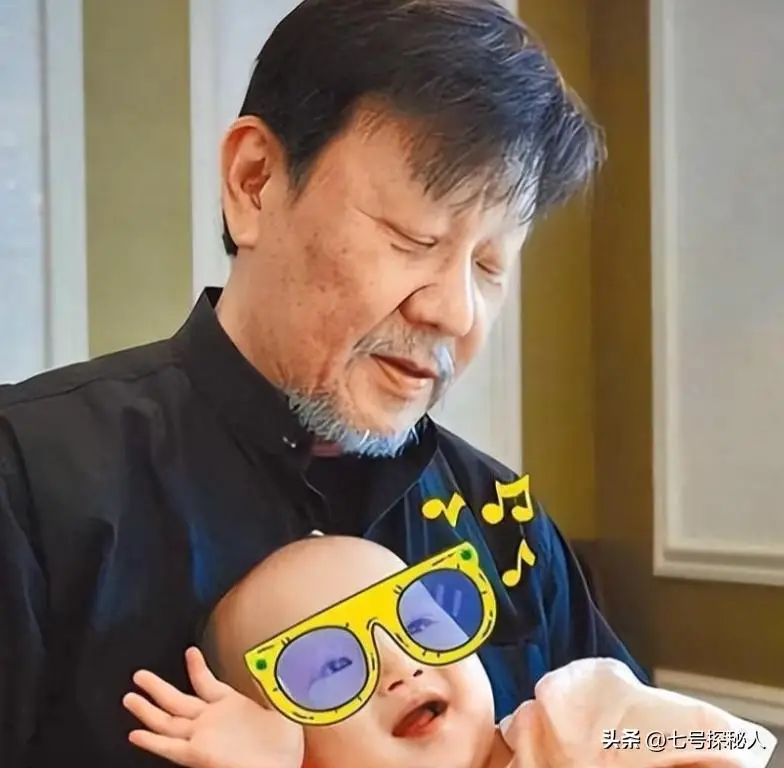 一妻一妾住楼上楼下，三人一同生活30多年，71岁的寇世勋太离谱