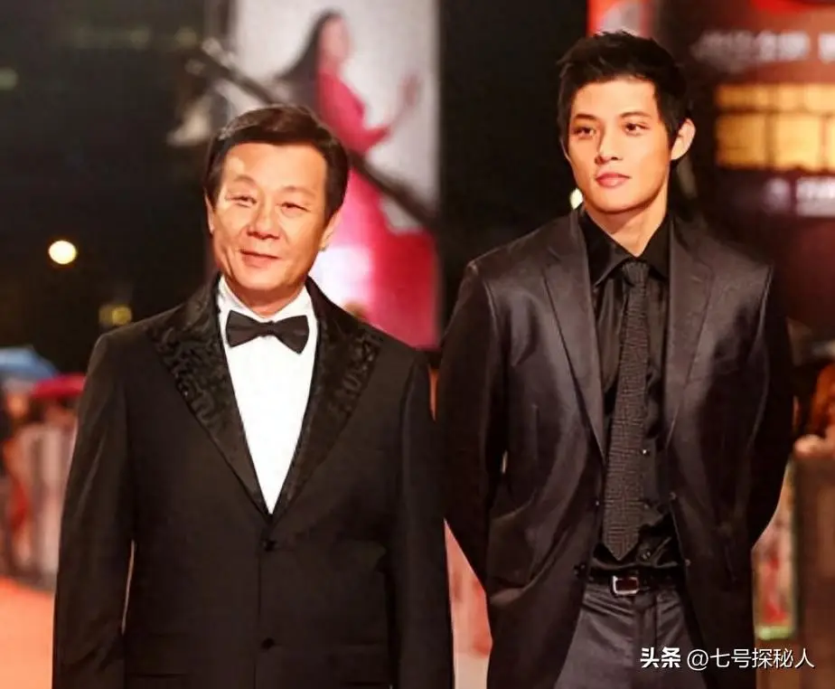 一妻一妾住楼上楼下，三人一同生活30多年，71岁的寇世勋太离谱