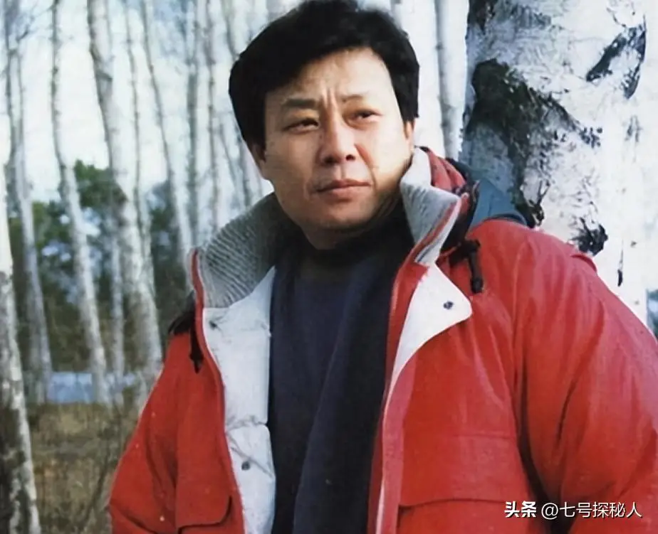 一妻一妾住楼上楼下，三人一同生活30多年，71岁的寇世勋太离谱