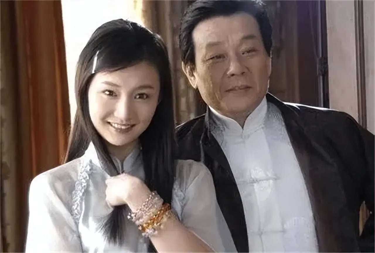 演员寇世勋：将情人带回家与原配共同生活多年，今68岁现状如何？