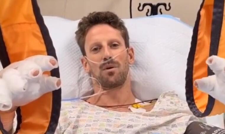 体坛联播｜德国足协官宣勒夫留任，阿扎尔加盟皇马第9次受伤