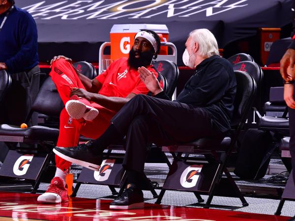 体坛联播｜阿森纳终结7轮不胜，曼联无缘追平客场连胜纪录