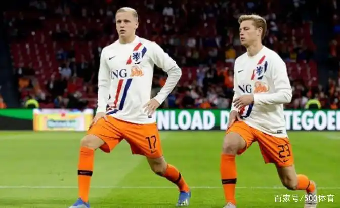 荷兰队受到重创，曼联中场退出欧洲杯比赛，锋线实力不理想