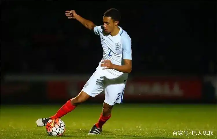 八大无缘今夏欧洲杯的球星 荷兰铁闸西班牙瑞典传奇在列