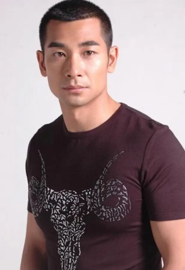 宁愿退圈也要说出真相,如果梅艳芳还在,赵文卓不至于没落至此