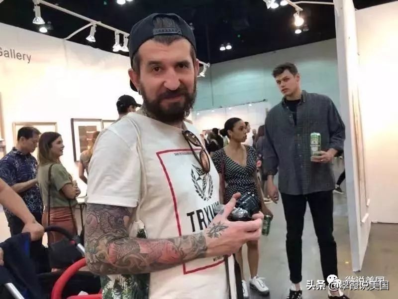 美国人的纹身图案真的很有意思哦