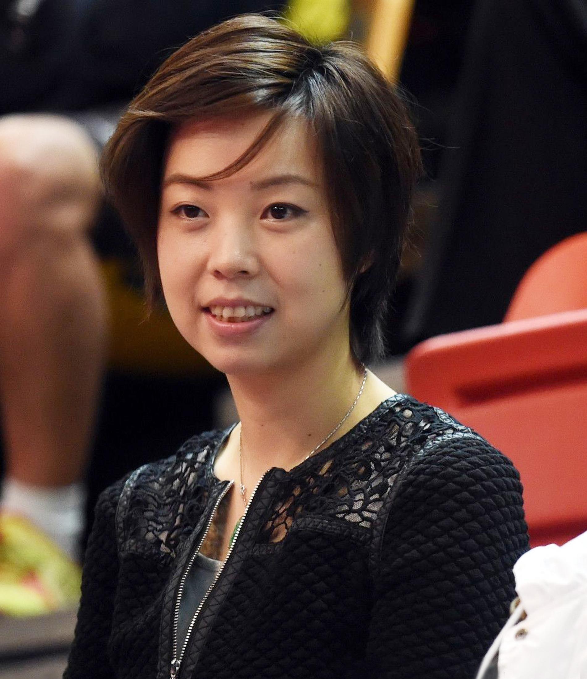 “大魔王”张怡宁：退役后嫁大20岁富商，不介意老公曾宠袁立12年