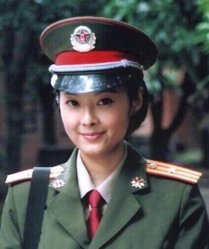 “大魔王”张怡宁：退役后嫁大20岁富商，不介意老公曾宠袁立12年