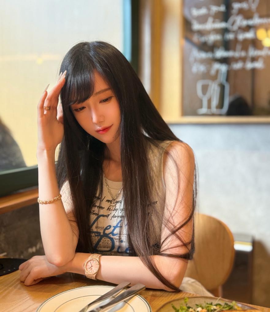 腐团儿怎么不火了？搬去韩国是为了什么？能否再次翻红？