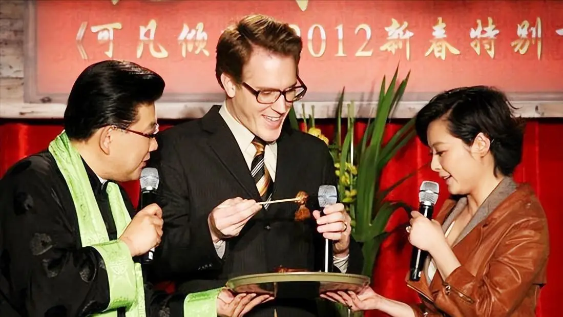 与袁立分手的徐威，娶到张怡宁后，现在过得怎样？