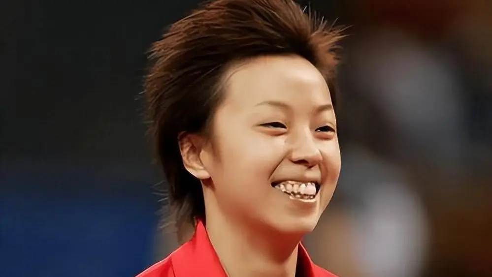 与袁立分手的徐威，娶到张怡宁后，现在过得怎样？