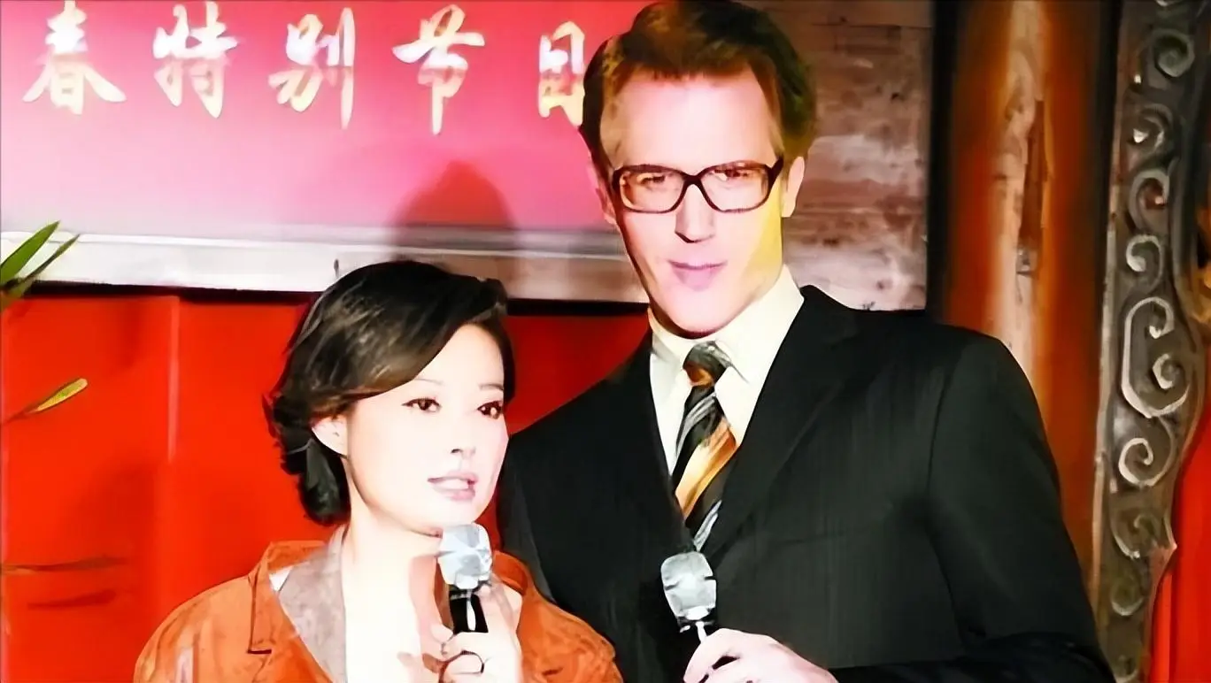 与袁立分手的徐威，娶到张怡宁后，现在过得怎样？