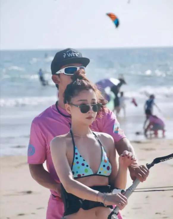 殷桃：半生悲欢，终究还是放下了