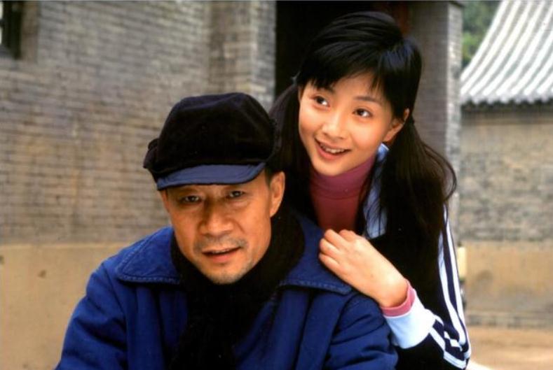 “人间水蜜桃”殷桃：前夫不听话10年，情断3个男人，今41岁还单身