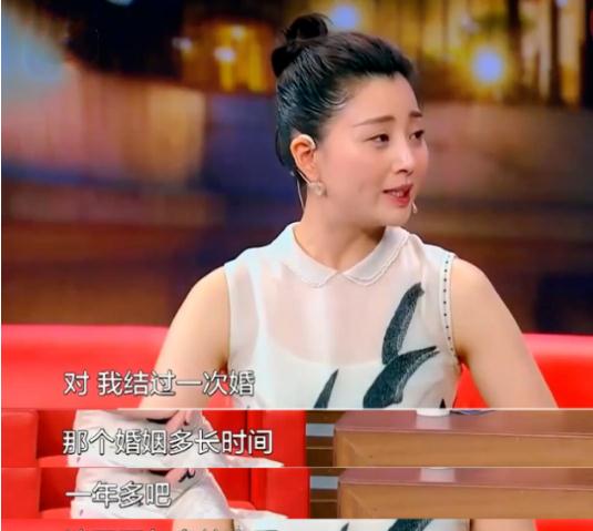 “人间水蜜桃”殷桃：前夫不听话10年，情断3个男人，今41岁还单身