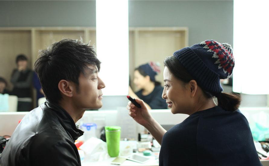 “人间水蜜桃”殷桃：前夫不听话10年，情断3个男人，今41岁还单身