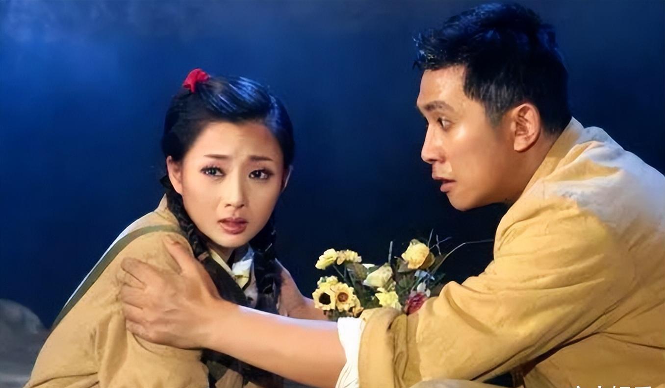 殷桃：四十多岁焕发第二春，曾迷倒六个男人，她的故事真不简单