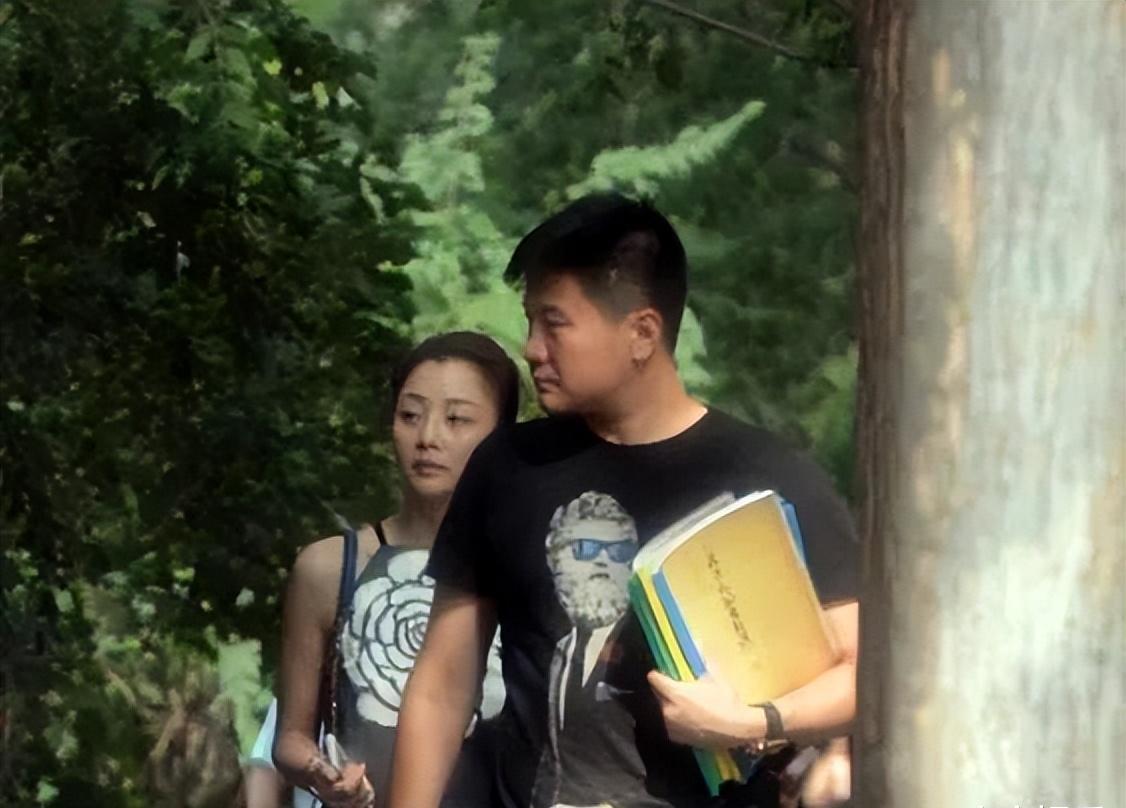 殷桃：四十多岁焕发第二春，曾迷倒六个男人，她的故事真不简单